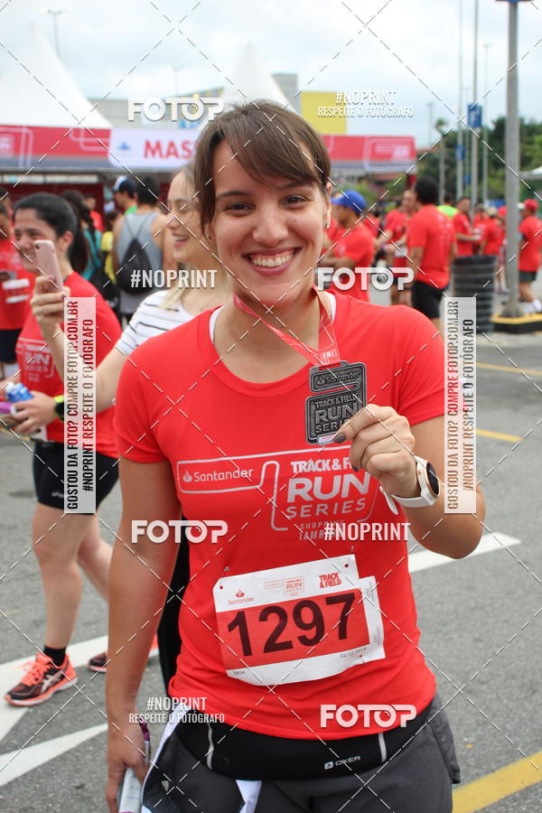 Buy your photos of the eventSantander Track & Field Run Series - Shopping Tambor on Fotop