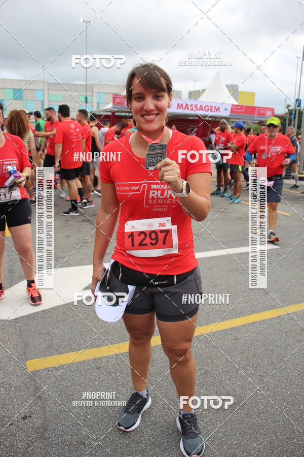 Buy your photos of the eventSantander Track & Field Run Series - Shopping Tambor on Fotop