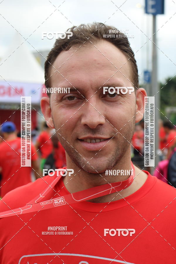 Buy your photos of the eventSantander Track & Field Run Series - Shopping Tambor on Fotop