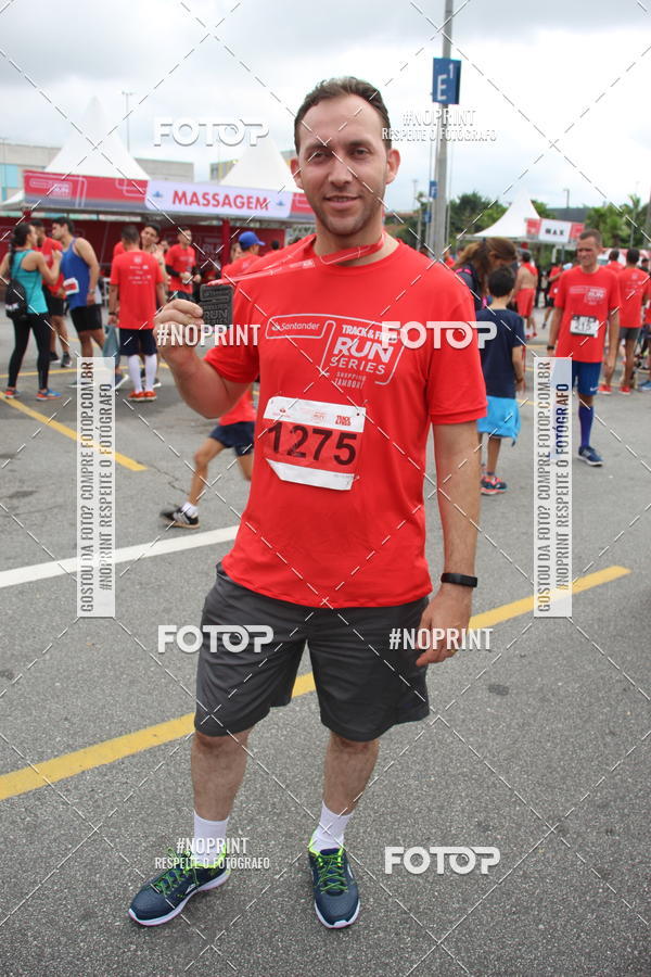 Buy your photos of the eventSantander Track & Field Run Series - Shopping Tambor on Fotop