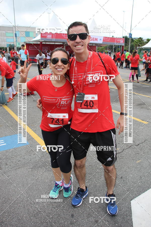 Buy your photos of the eventSantander Track & Field Run Series - Shopping Tambor on Fotop