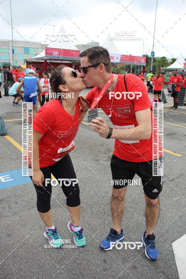 Buy your photos of the eventSantander Track & Field Run Series - Shopping Tambor on Fotop