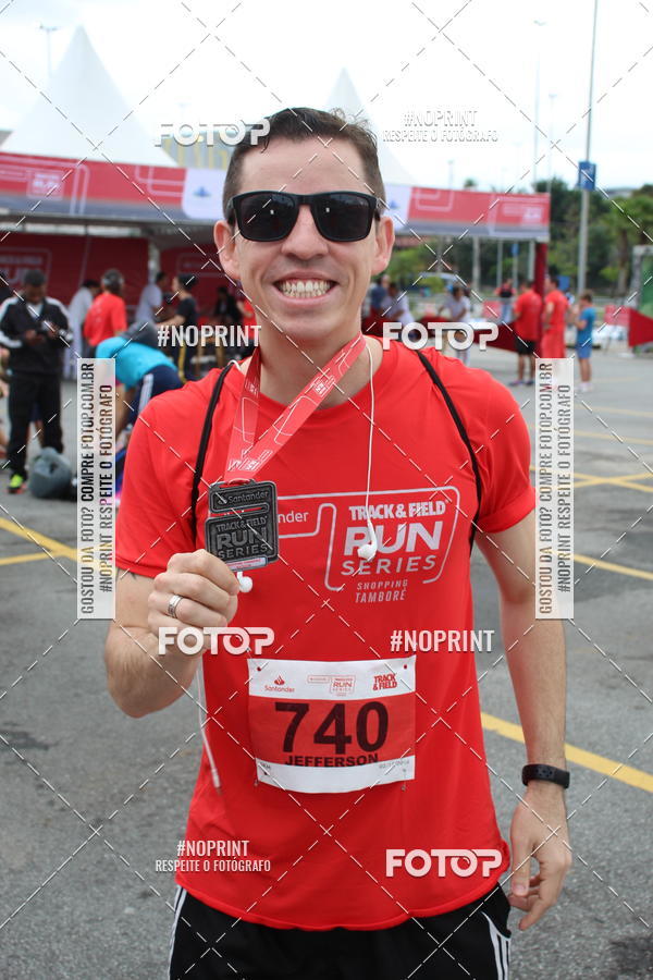 Buy your photos of the eventSantander Track & Field Run Series - Shopping Tambor on Fotop