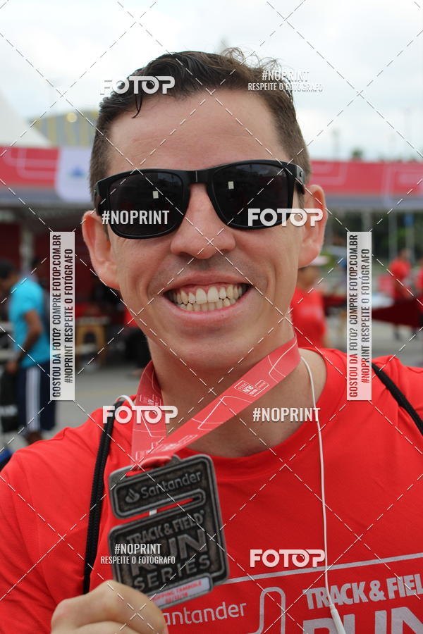 Buy your photos of the eventSantander Track & Field Run Series - Shopping Tambor on Fotop