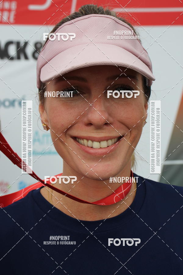 Buy your photos of the eventSantander Track & Field Run Series - Shopping Tambor on Fotop