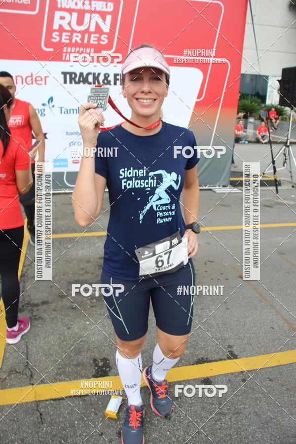 Buy your photos of the eventSantander Track & Field Run Series - Shopping Tambor on Fotop