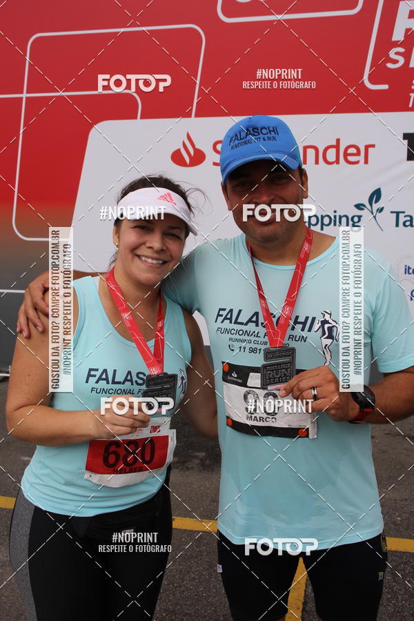 Buy your photos of the eventSantander Track & Field Run Series - Shopping Tambor on Fotop