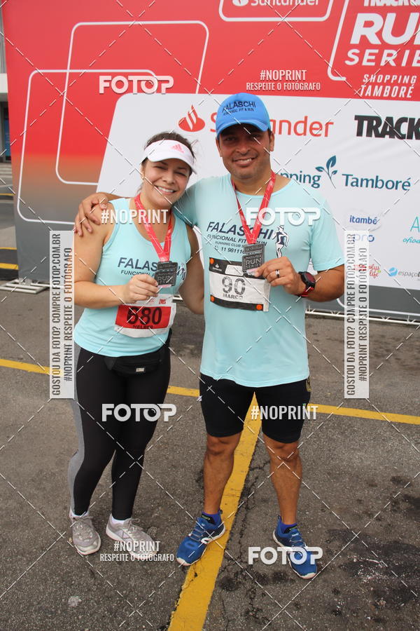 Buy your photos of the eventSantander Track & Field Run Series - Shopping Tambor on Fotop