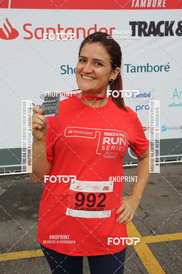 Buy your photos of the eventSantander Track & Field Run Series - Shopping Tambor on Fotop