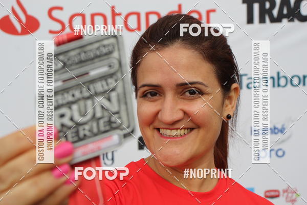 Buy your photos of the eventSantander Track & Field Run Series - Shopping Tambor on Fotop