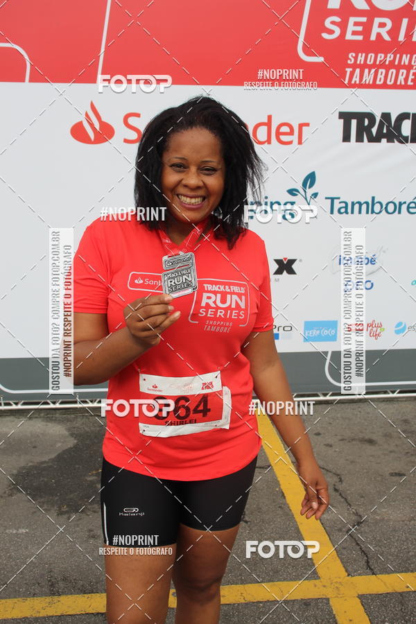 Buy your photos of the eventSantander Track & Field Run Series - Shopping Tambor on Fotop