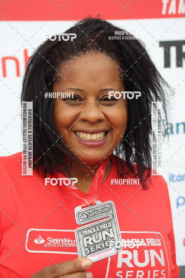 Buy your photos of the eventSantander Track & Field Run Series - Shopping Tambor on Fotop