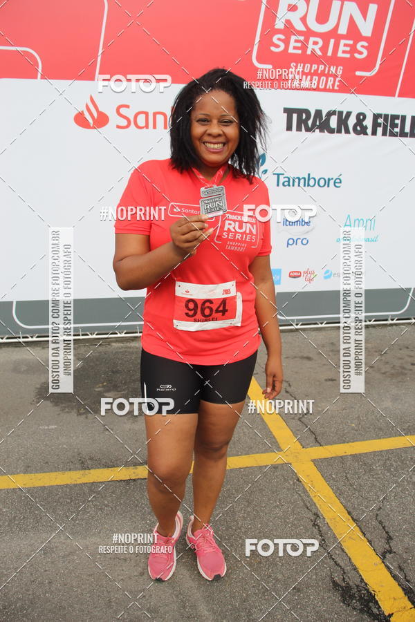 Buy your photos of the eventSantander Track & Field Run Series - Shopping Tambor on Fotop