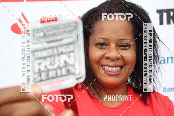 Buy your photos of the eventSantander Track & Field Run Series - Shopping Tambor on Fotop