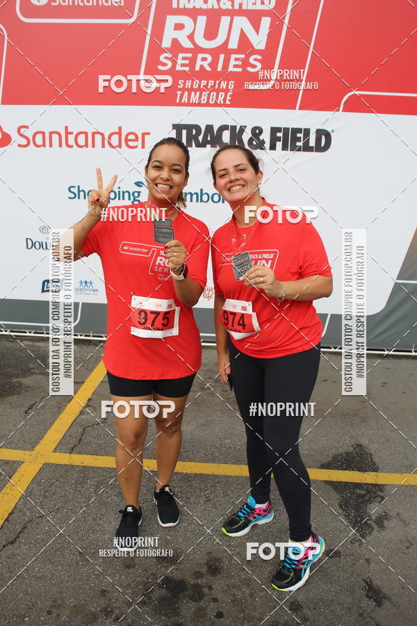 Buy your photos of the eventSantander Track & Field Run Series - Shopping Tambor on Fotop