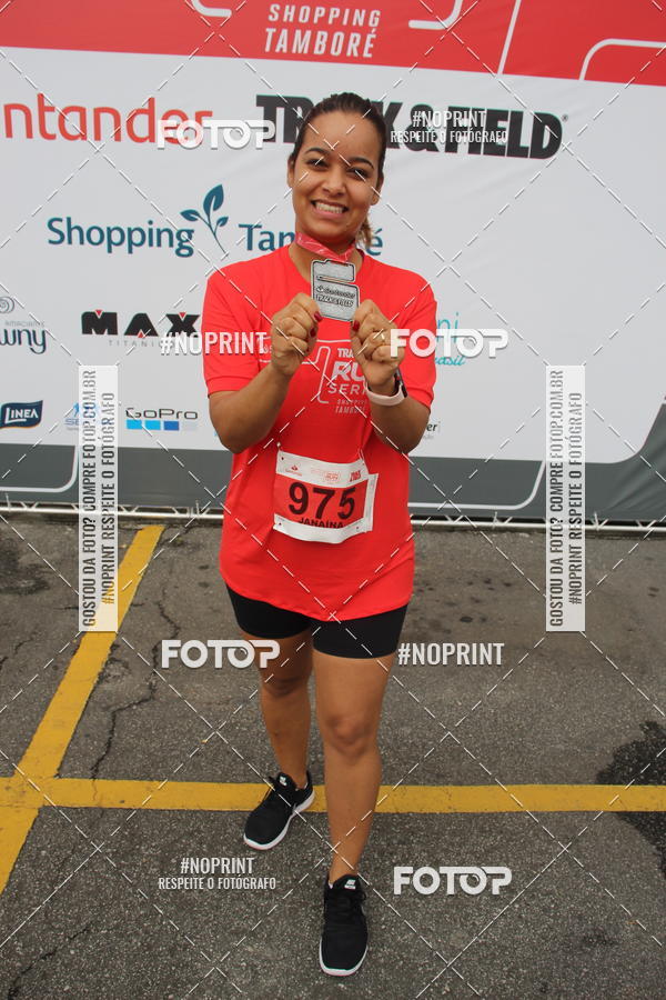 Buy your photos of the eventSantander Track & Field Run Series - Shopping Tambor on Fotop