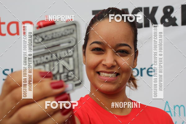 Buy your photos of the eventSantander Track & Field Run Series - Shopping Tambor on Fotop