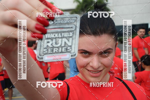 Buy your photos of the eventSantander Track & Field Run Series - Shopping Tambor on Fotop