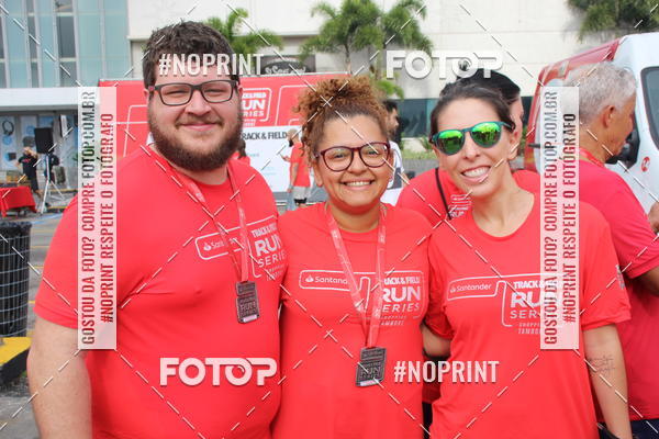 Buy your photos of the eventSantander Track & Field Run Series - Shopping Tambor on Fotop