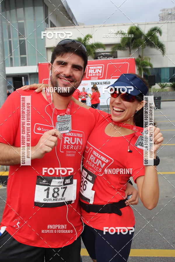 Buy your photos of the eventSantander Track & Field Run Series - Shopping Tambor on Fotop