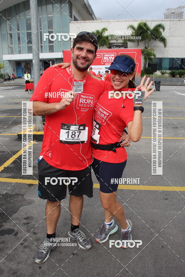 Buy your photos of the eventSantander Track & Field Run Series - Shopping Tambor on Fotop