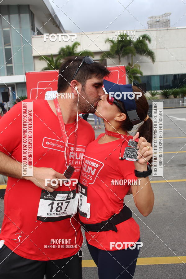 Buy your photos of the eventSantander Track & Field Run Series - Shopping Tambor on Fotop