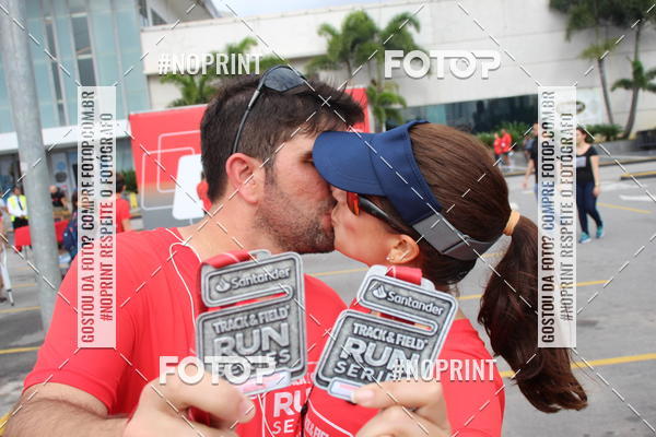 Buy your photos of the eventSantander Track & Field Run Series - Shopping Tambor on Fotop