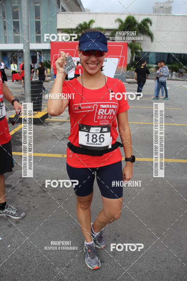 Buy your photos of the eventSantander Track & Field Run Series - Shopping Tambor on Fotop