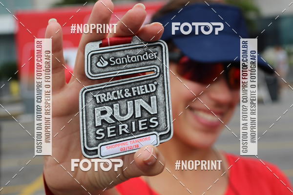 Buy your photos of the eventSantander Track & Field Run Series - Shopping Tambor on Fotop