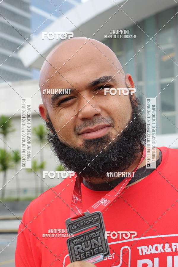 Buy your photos of the eventSantander Track & Field Run Series - Shopping Tambor on Fotop