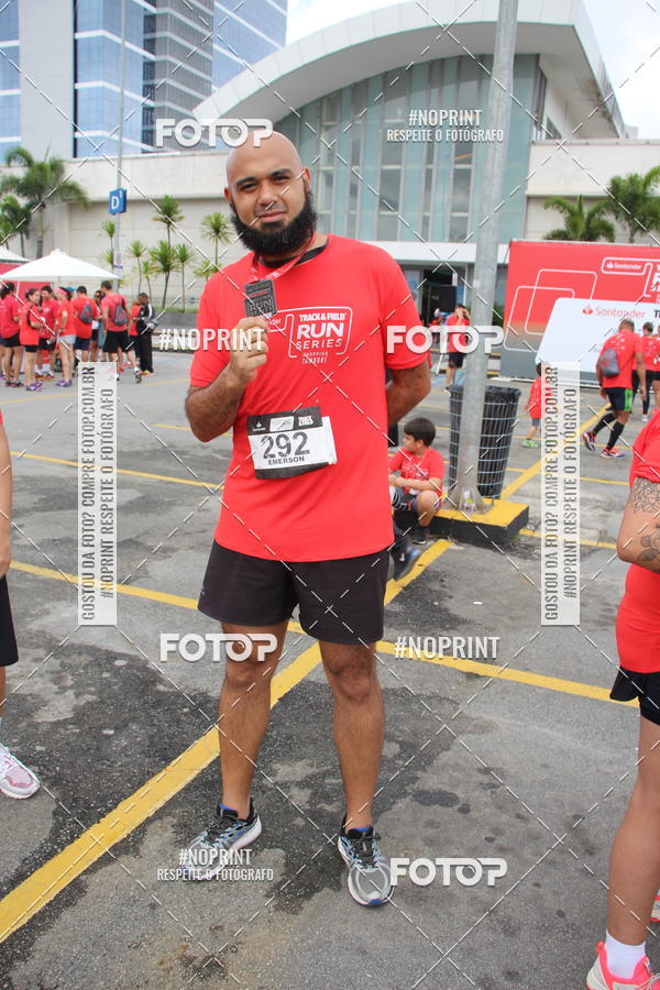 Buy your photos of the eventSantander Track & Field Run Series - Shopping Tambor on Fotop