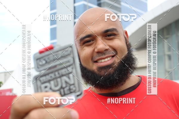 Buy your photos of the eventSantander Track & Field Run Series - Shopping Tambor on Fotop