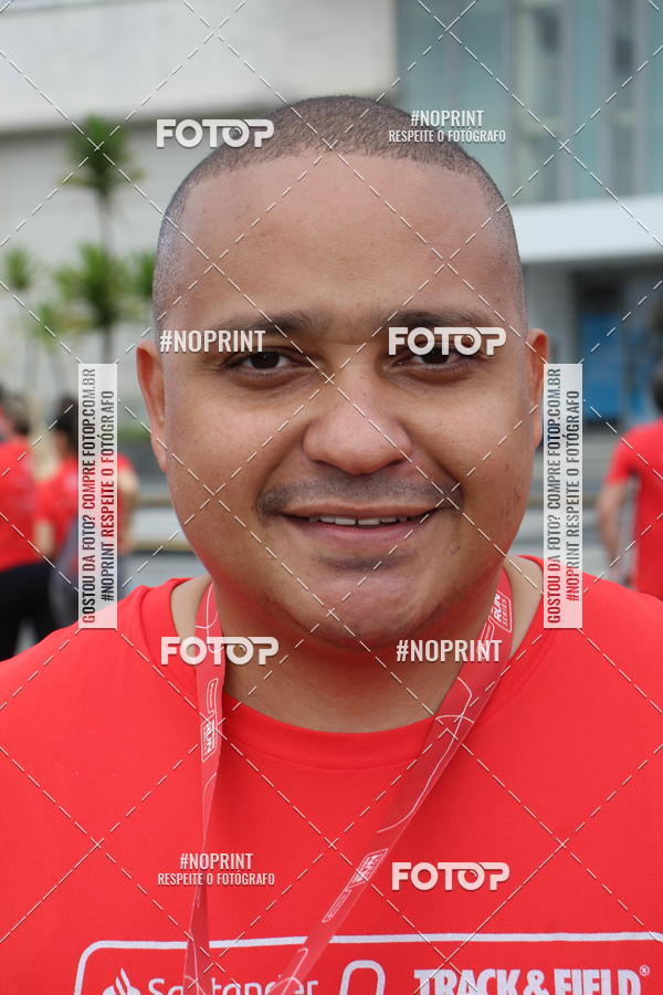 Buy your photos of the eventSantander Track & Field Run Series - Shopping Tambor on Fotop