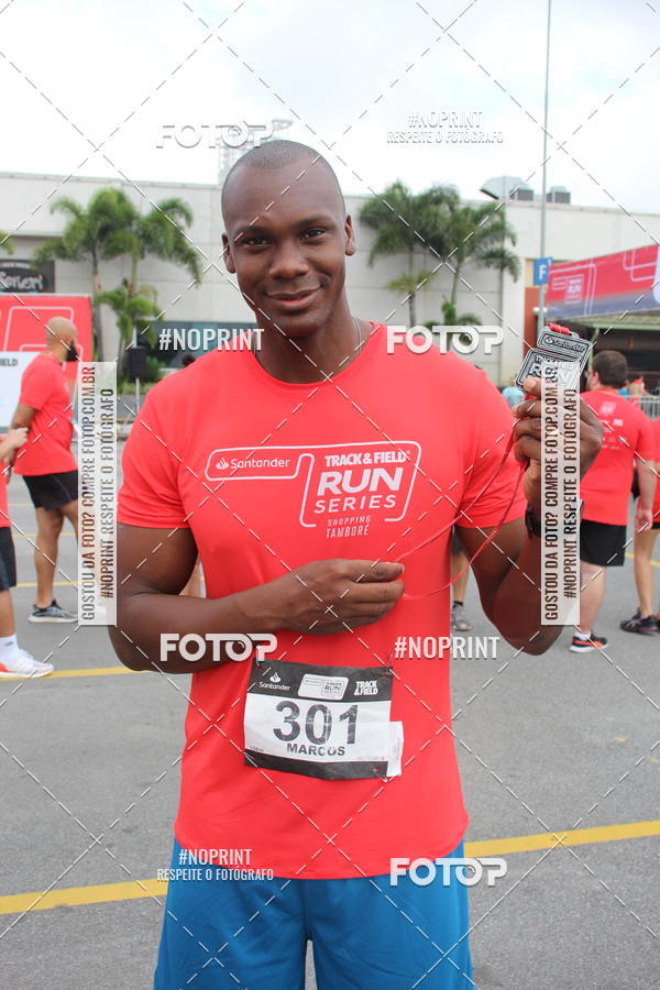 Buy your photos of the eventSantander Track & Field Run Series - Shopping Tambor on Fotop