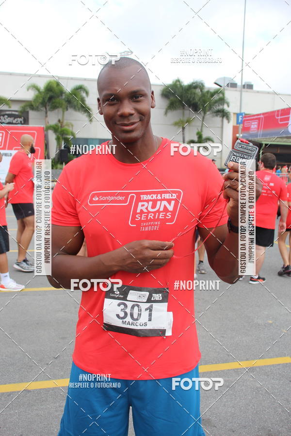 Buy your photos of the eventSantander Track & Field Run Series - Shopping Tambor on Fotop