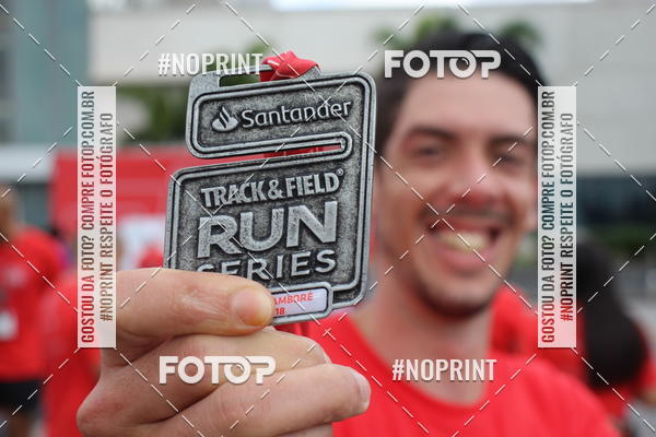 Buy your photos of the eventSantander Track & Field Run Series - Shopping Tambor on Fotop