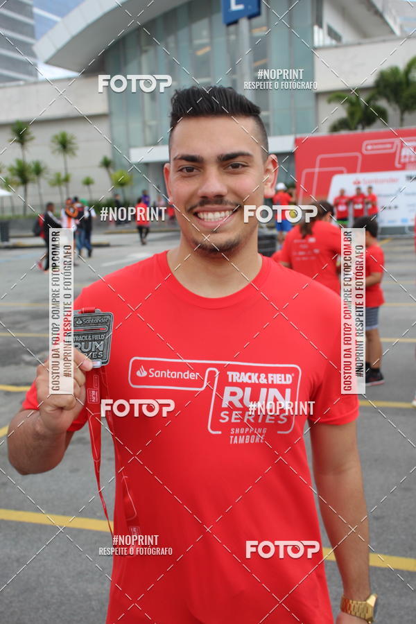 Buy your photos of the eventSantander Track & Field Run Series - Shopping Tambor on Fotop