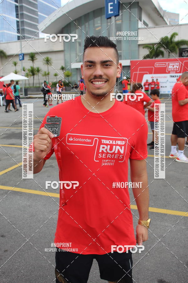 Buy your photos of the eventSantander Track & Field Run Series - Shopping Tambor on Fotop