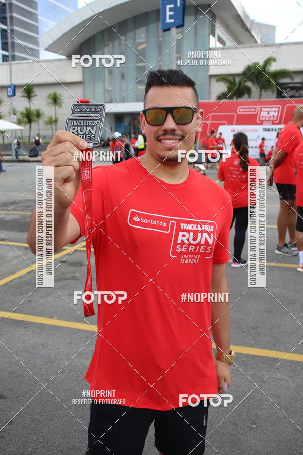 Buy your photos of the eventSantander Track & Field Run Series - Shopping Tambor on Fotop