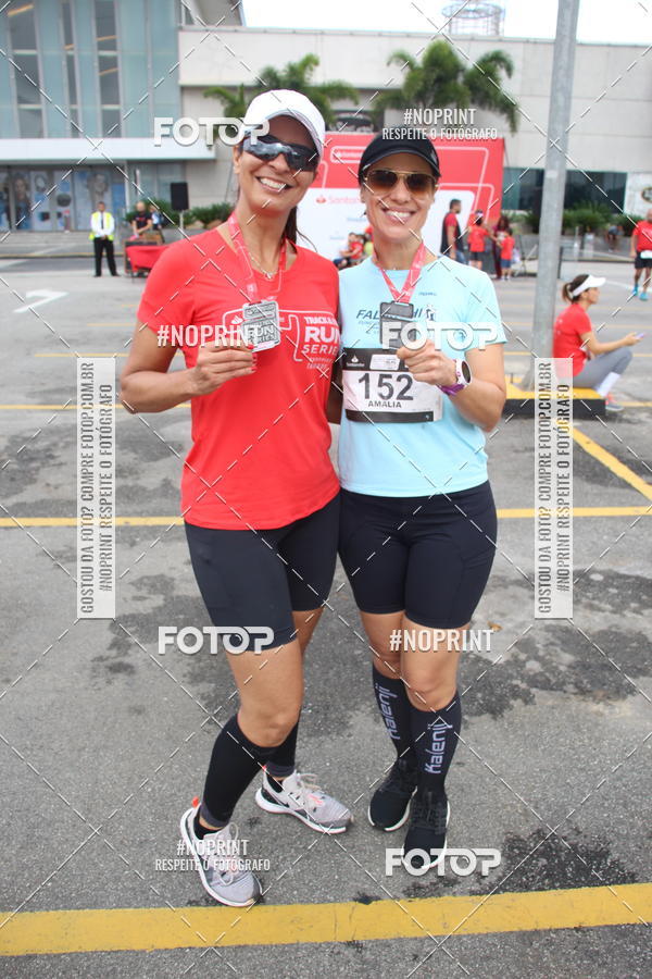 Buy your photos of the eventSantander Track & Field Run Series - Shopping Tambor on Fotop
