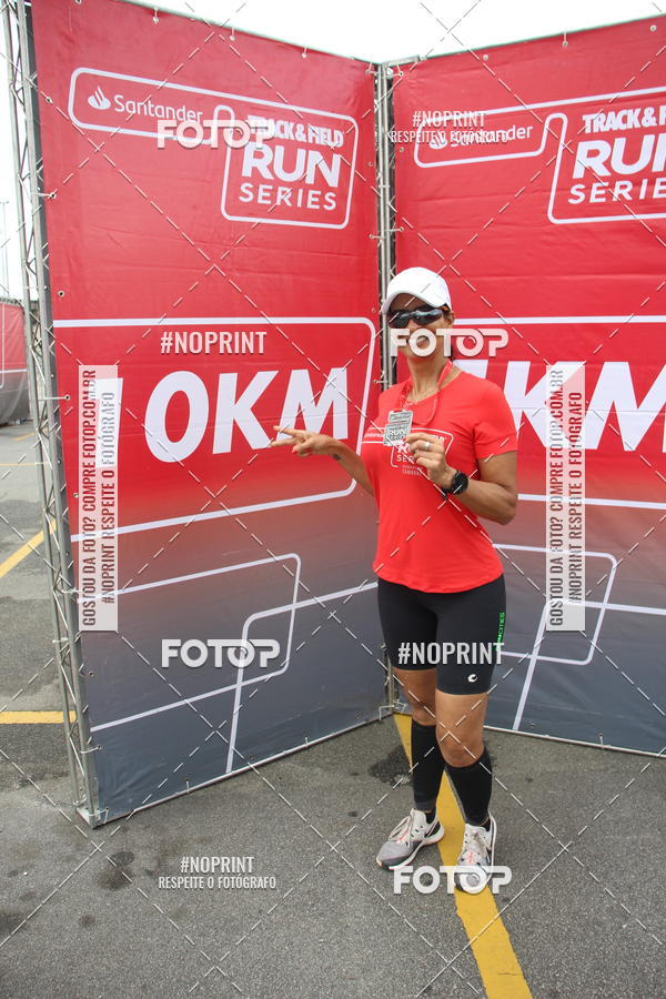 Buy your photos of the eventSantander Track & Field Run Series - Shopping Tambor on Fotop