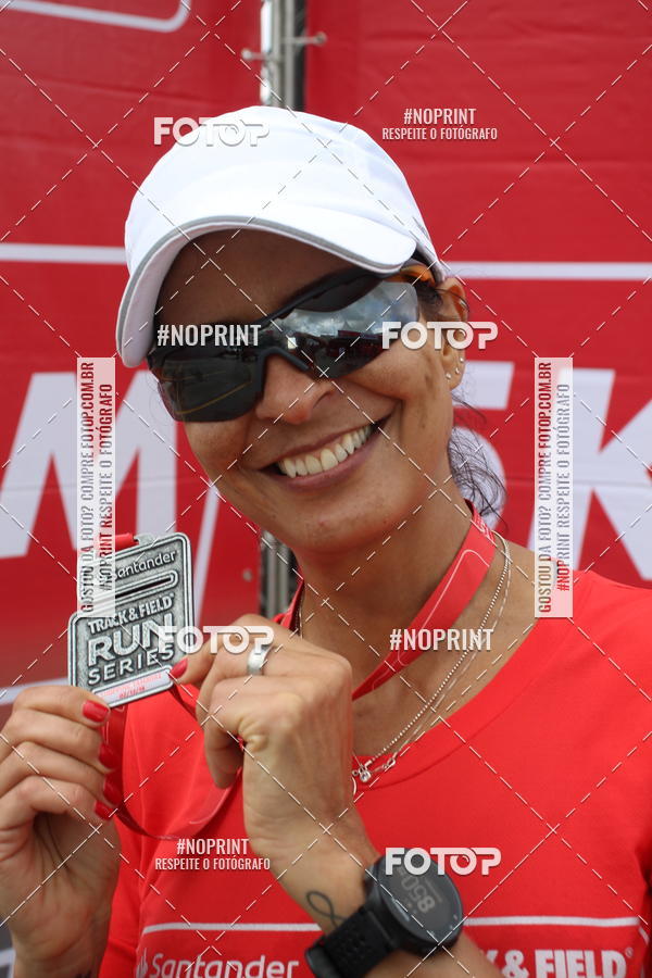 Buy your photos of the eventSantander Track & Field Run Series - Shopping Tambor on Fotop