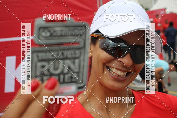 Buy your photos of the eventSantander Track & Field Run Series - Shopping Tambor on Fotop