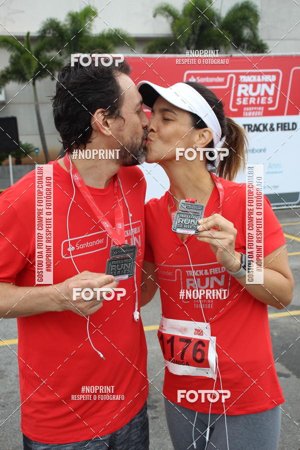 Buy your photos of the eventSantander Track & Field Run Series - Shopping Tambor on Fotop