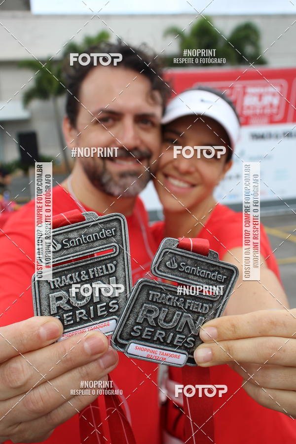 Buy your photos of the eventSantander Track & Field Run Series - Shopping Tambor on Fotop