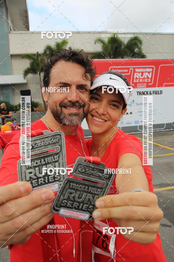 Buy your photos of the eventSantander Track & Field Run Series - Shopping Tambor on Fotop