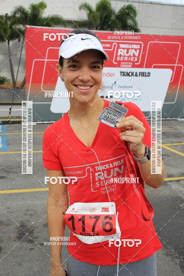 Buy your photos of the eventSantander Track & Field Run Series - Shopping Tambor on Fotop