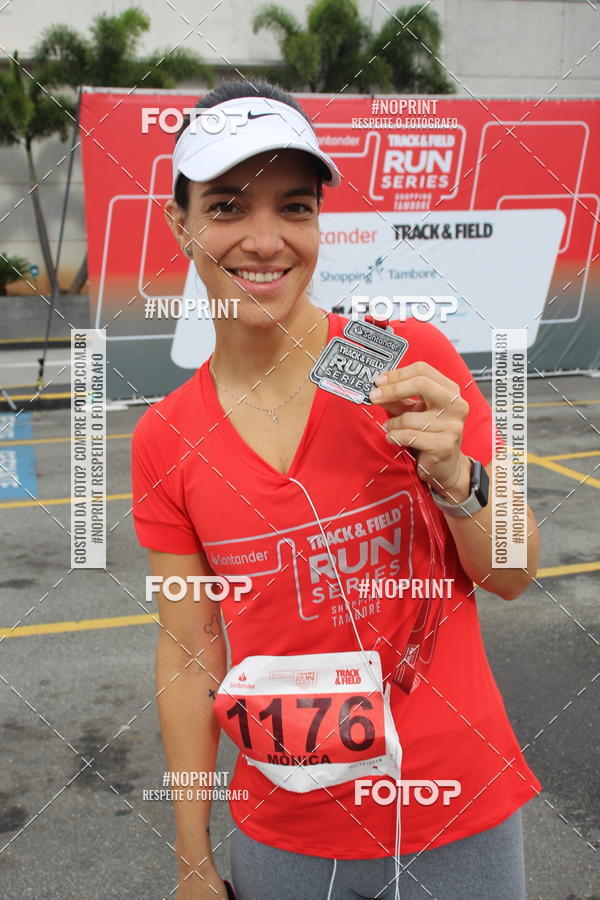 Buy your photos of the eventSantander Track & Field Run Series - Shopping Tambor on Fotop