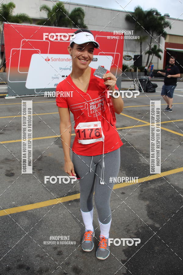 Buy your photos of the eventSantander Track & Field Run Series - Shopping Tambor on Fotop