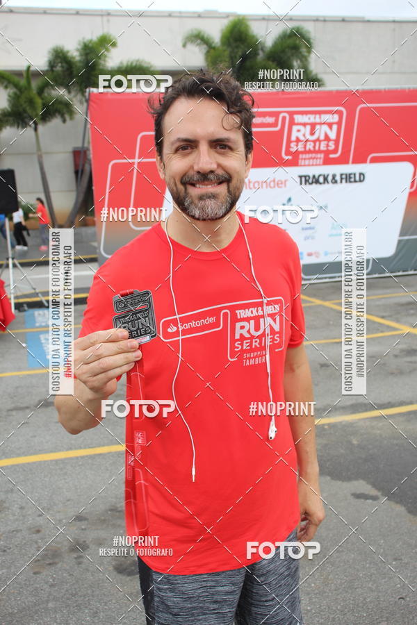 Buy your photos of the eventSantander Track & Field Run Series - Shopping Tambor on Fotop
